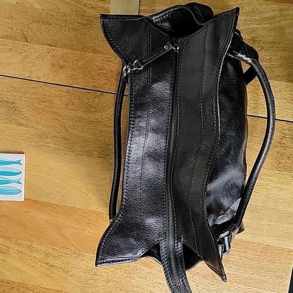 New without tags Burberry check chain satchel black leather - Picture 6 of 7